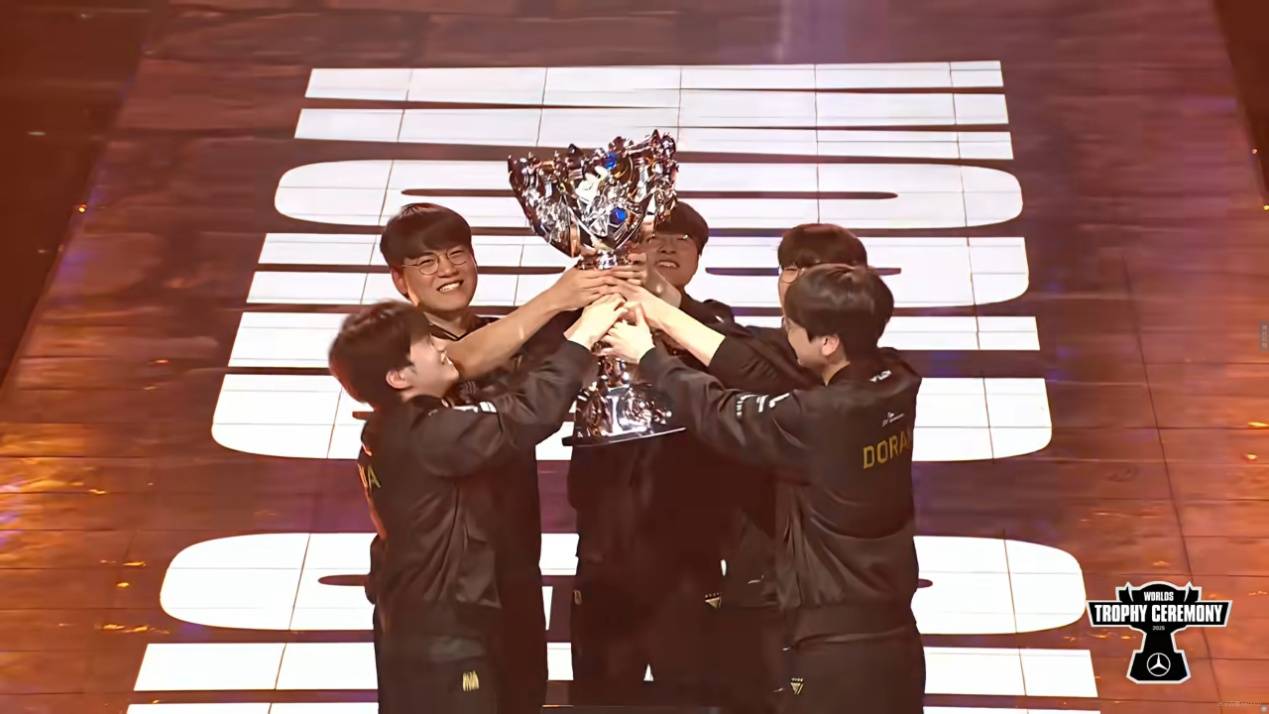 LOL六冠王传奇诞生!Faker加里奥登场,T1决胜局爆发,创造新神话