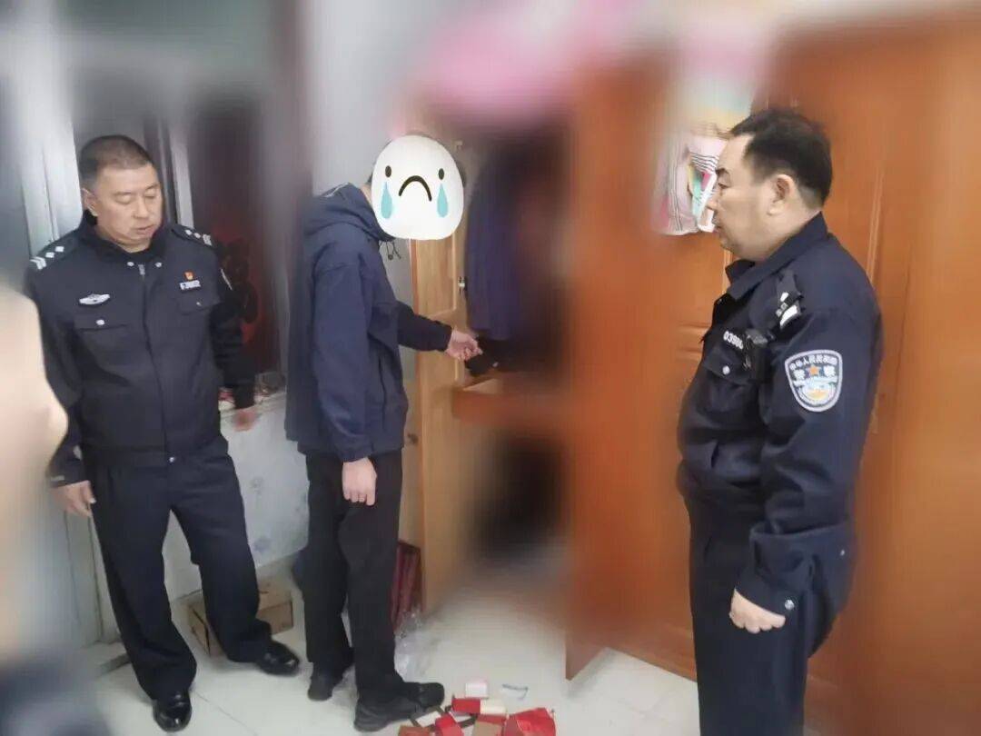 狠人！偷了自己家，再偷朋友家！警方提醒